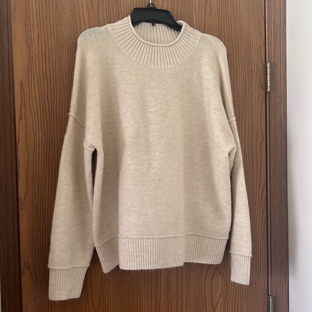 Women’s sweater